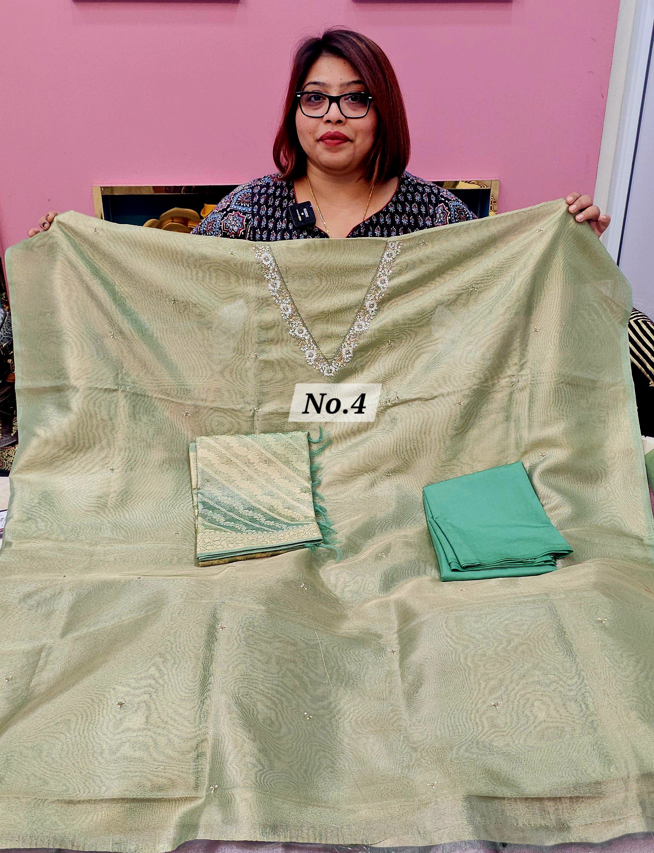 HANDLOOM PURE QUALITY 3PC DRESS MATERIAL (NO.4)
